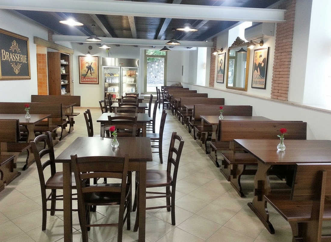 Set Roma: Tavolo + 4 Sedie Shabby Chic per Bar e Ristoranti - Evento Design