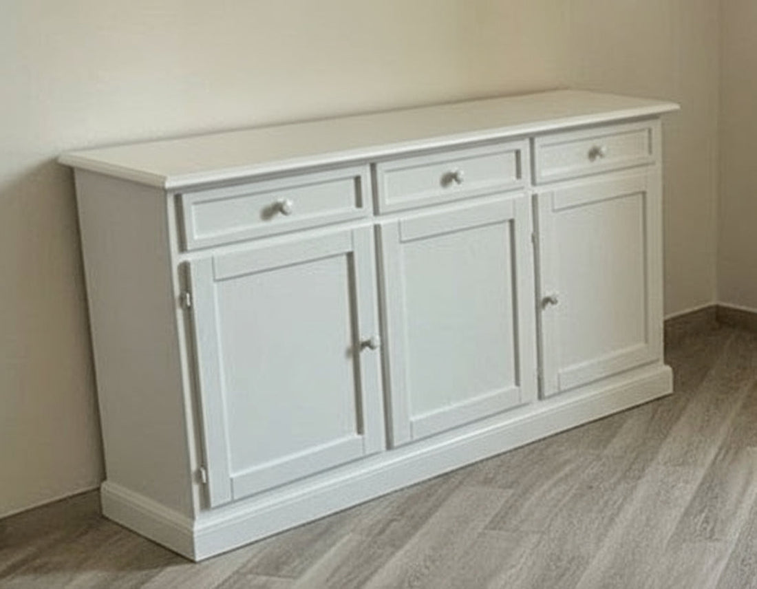 Credenze, Cristalliere e Madie: Stile Classico, Provenzale o Shabby Chic?