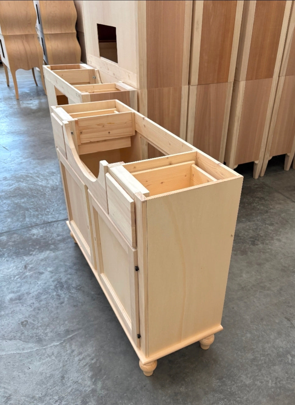 Mobile bagno a 2 porte e 2 cassetti finitura grezzo con lavabo bianco
