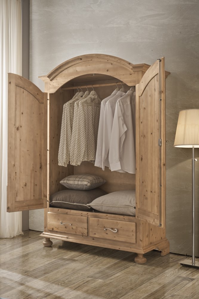 Cameretta in Legno Massello di Abete con Finitura naturale