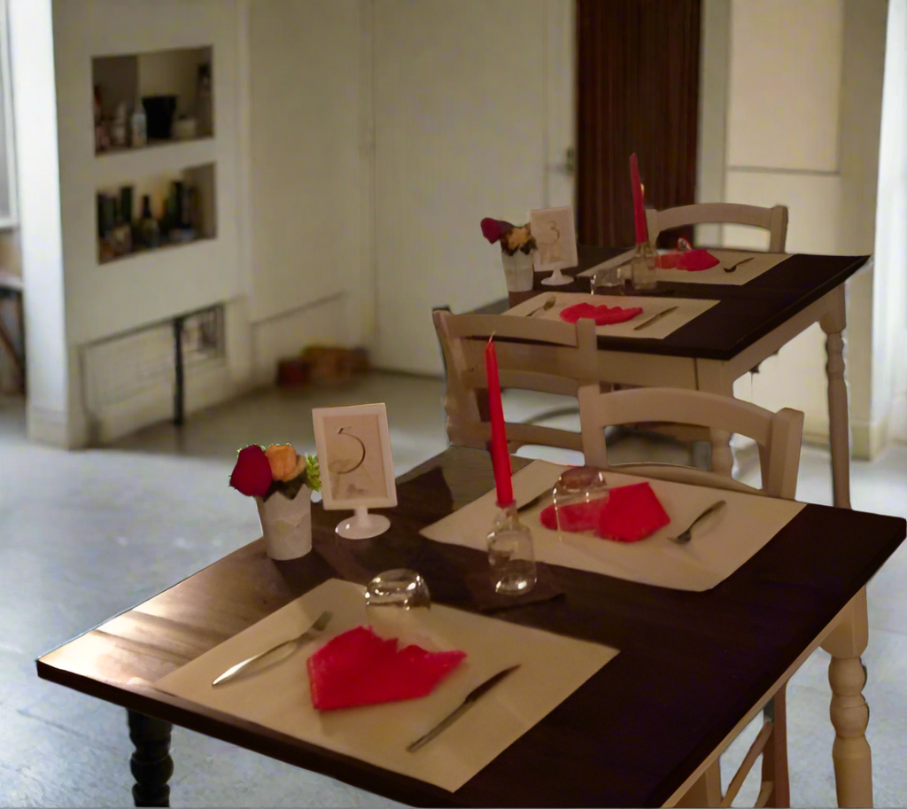 Set Roma Tavoli + 4 Sedie In Stile Shabby Chic Per Arredo Bar Ristorante