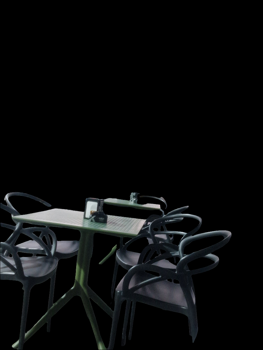 Set di quattro sedie con braccioli realizzate in polipropilene di colore nero il tavolo escluso