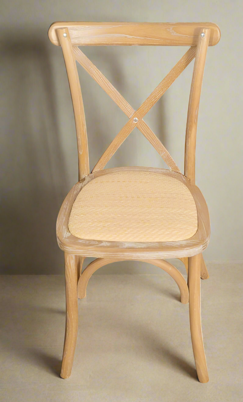 Sedia Thonet in massello e seduta in rattan finitura naturale impilabili