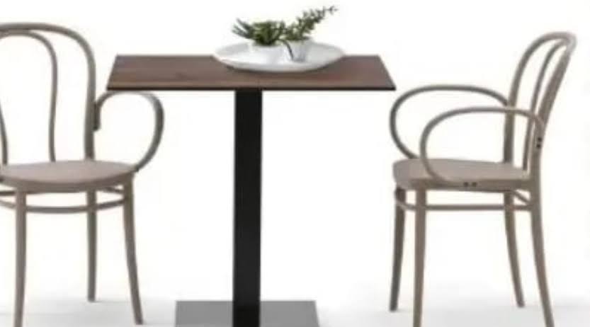 Set 02 sedie con braccioli polipropilene tortora