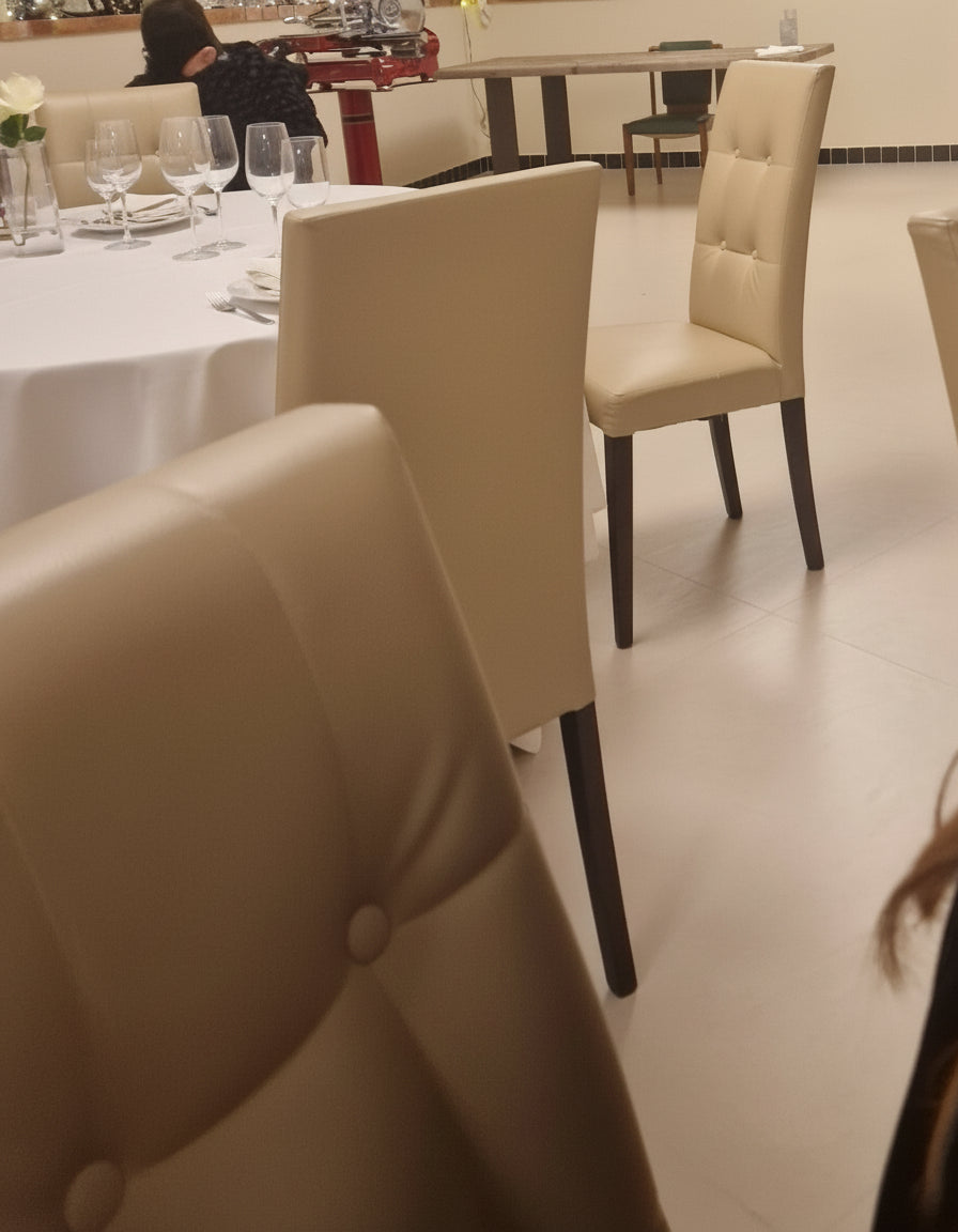 Sedia Contract Ecopelle per Ristorante Pizzeria Pub - Modello Trento Made in Italy
