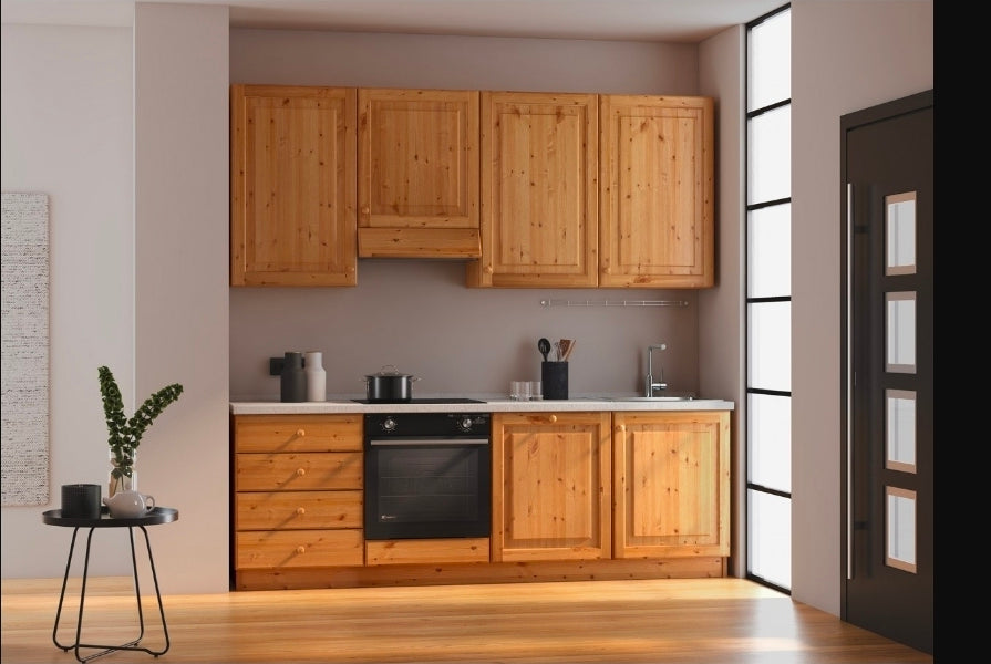 Cucina in pino arte povera