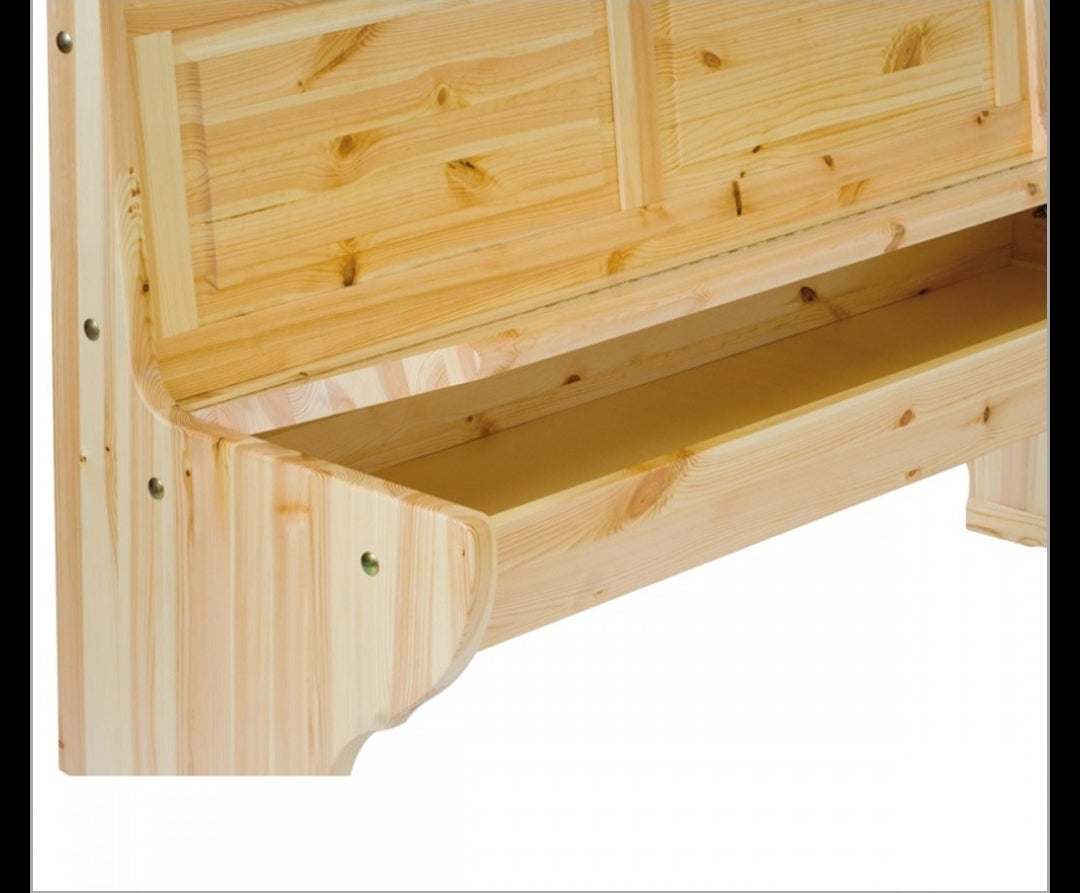 Angolo Panca 133x173 con Tavolo Fratino Fisso 130x80x3 e 3 Sedie con Cuore - Tinta Naturale