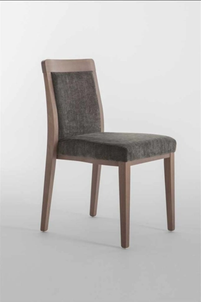 Sedie Evento Design - Stile ed Eleganza per Ristoranti, Casa e Albergo