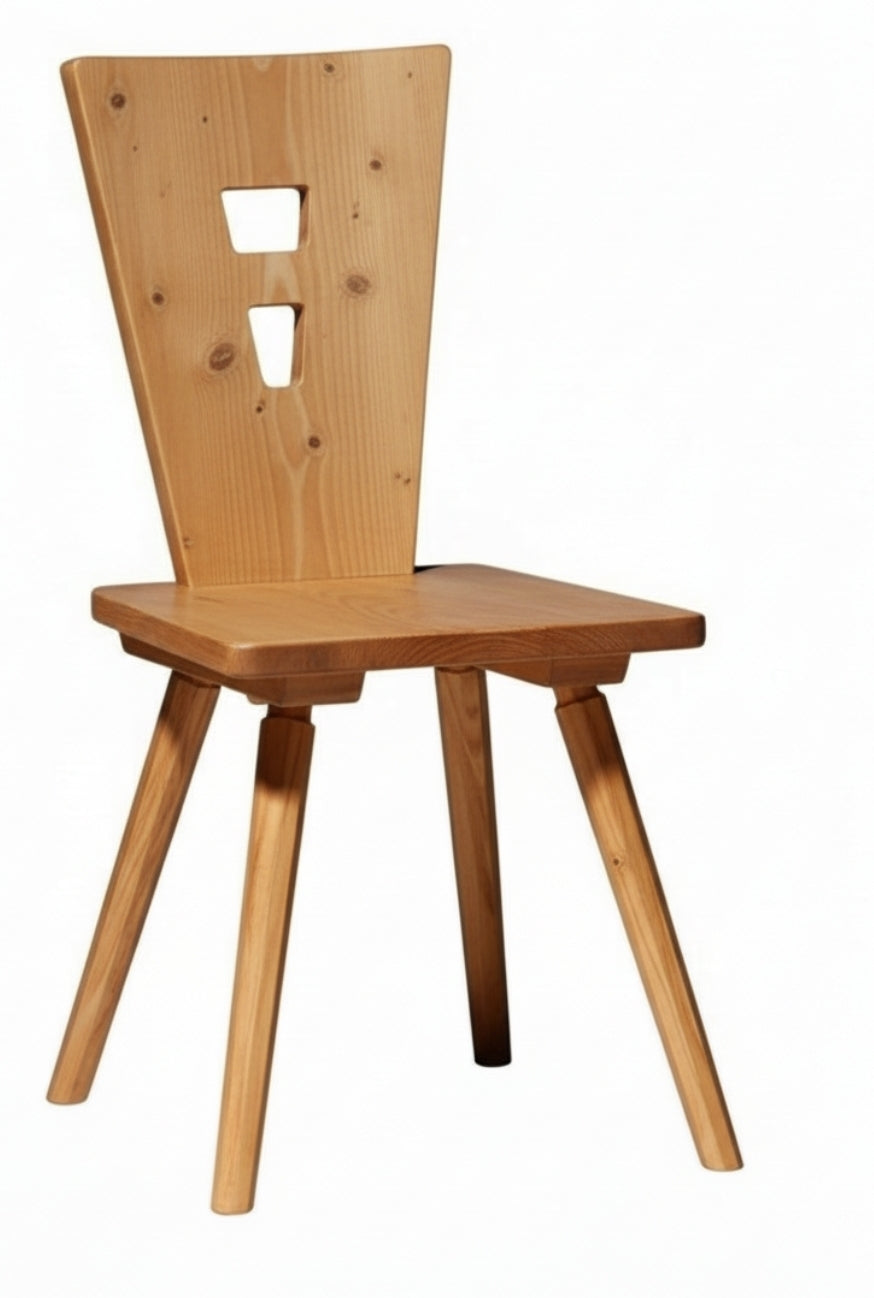 Sedia Tirolese in Legno Massello  tinta naturale per Contract Hospitality