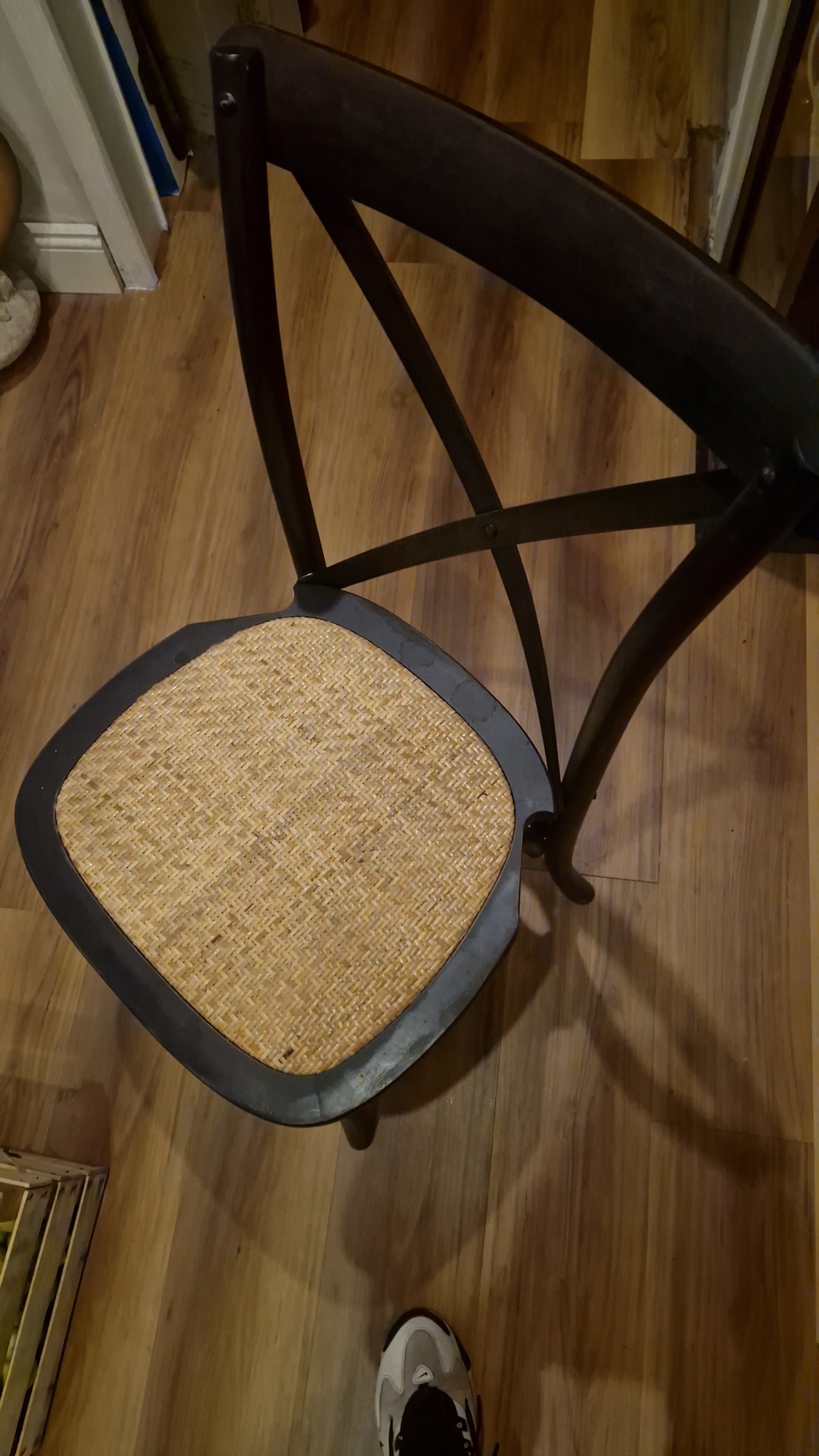 Sedia Thonet in massello e seduta in rattan finitura nero impilabili per  bar bistrot orosei , la spezia