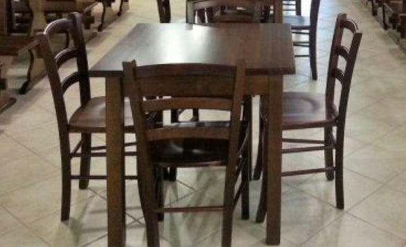 Set rustico tavolo e 4 sedie