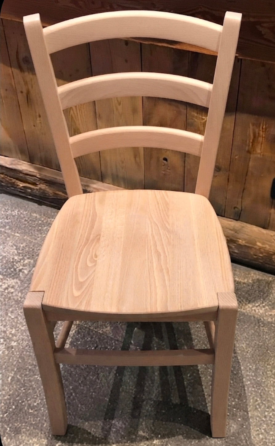Sedia in arte povera in faggio grezzo