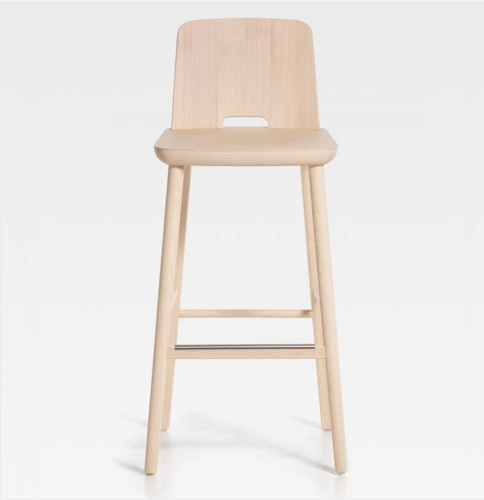 Sgabello legno con schienale di design