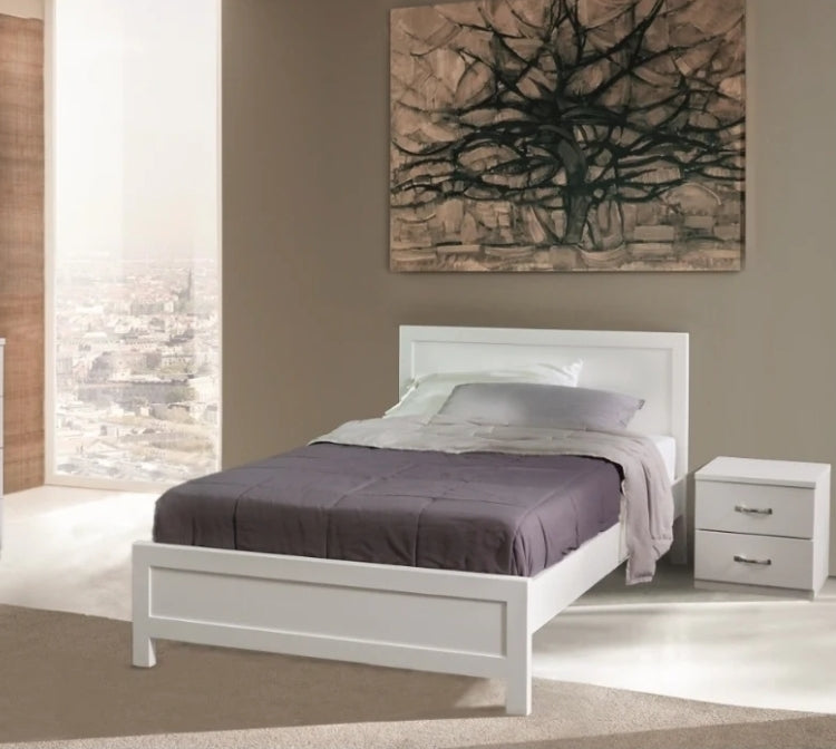 Letto Una Piazza e Mezza a Giroletto in Pino Massiccio - Testiera Rettangolare