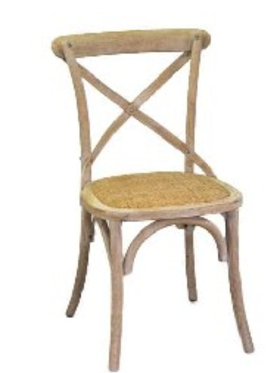 Sedia Thonet in massello e seduta in rattan finitura naturale impilabili