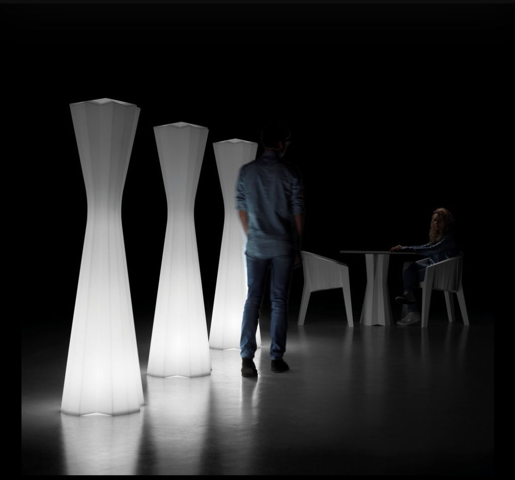 Lampada da terra per arredo giardino, piscina