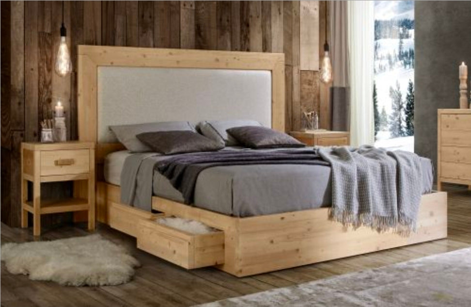 LETTO MATRIMONIALE CON CASSETTONI