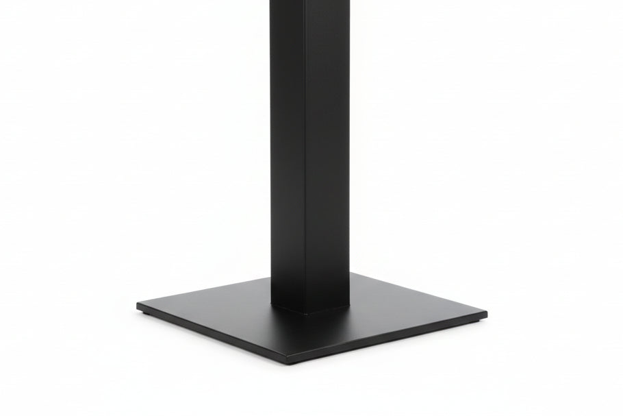 Base tavolo in ghisa anche uso esterno per piano tavolo 80x80 h.72