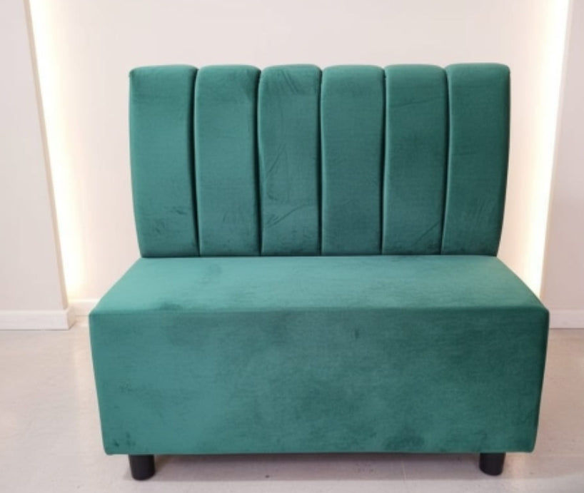 Divanetto Contract in tessuto e/o Velluto 100x55x84