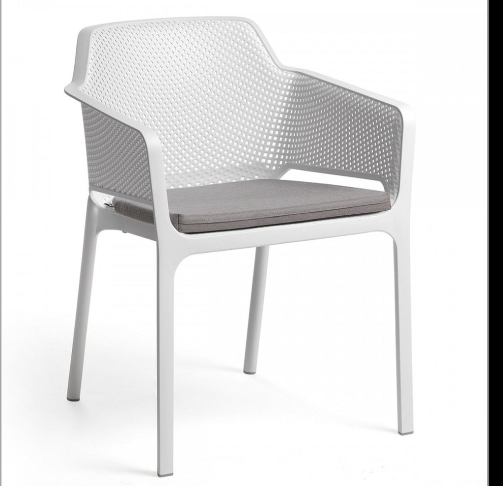 Sedia con Braccioli in Resina per Esterno con Cuscino | Contract Outdoor