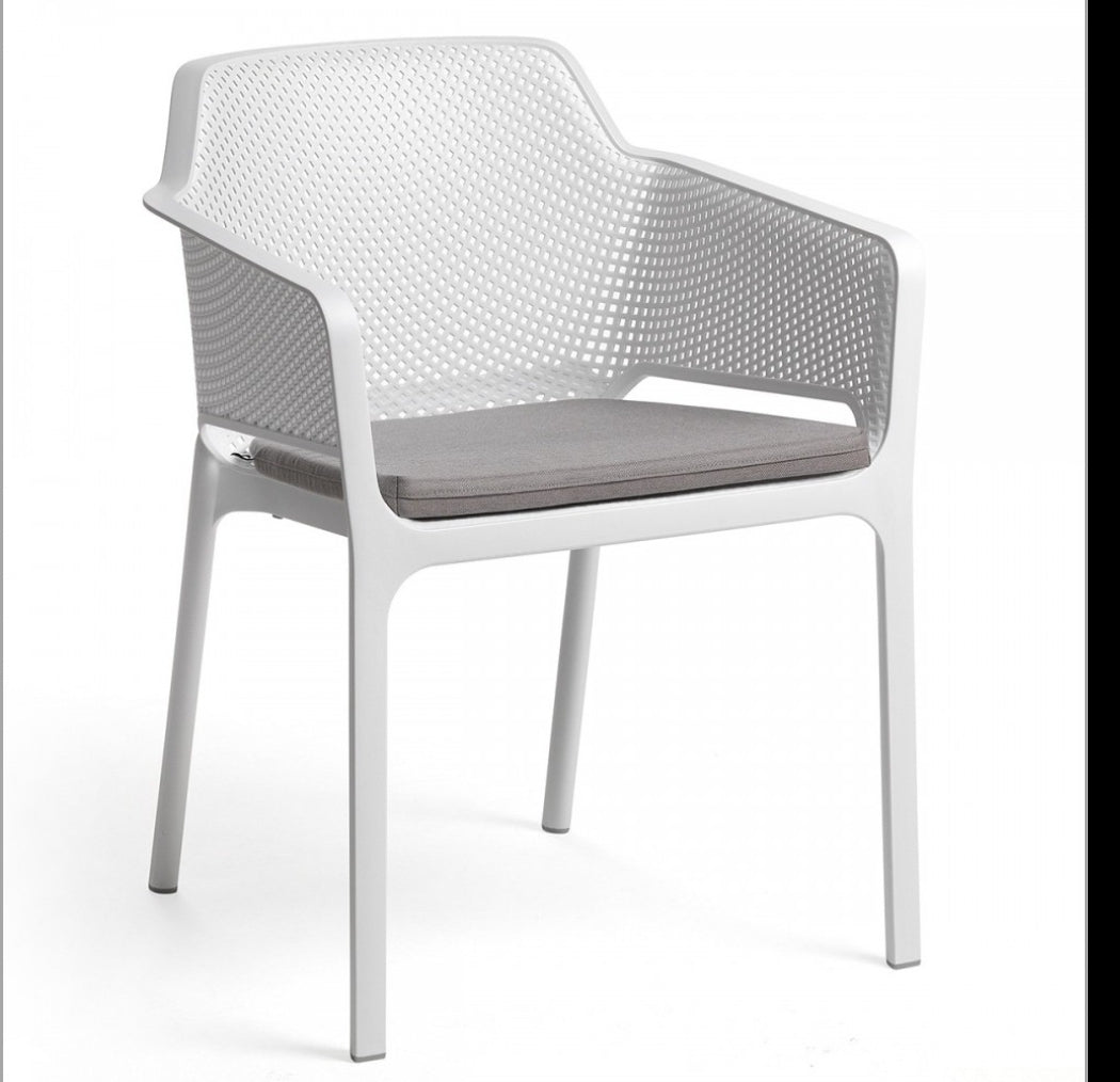 Sedia con Braccioli in Resina per Esterno con Cuscino | Contract Outdoor