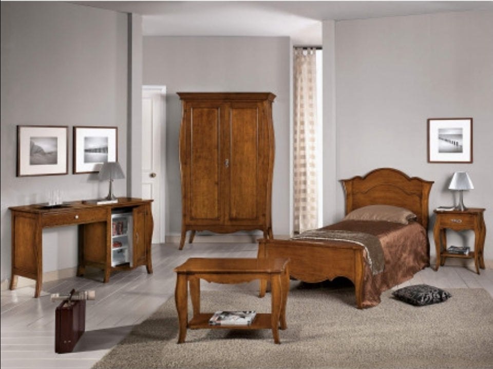 Camera da Letto Classica in Legno con Scrittoio Portafrigo