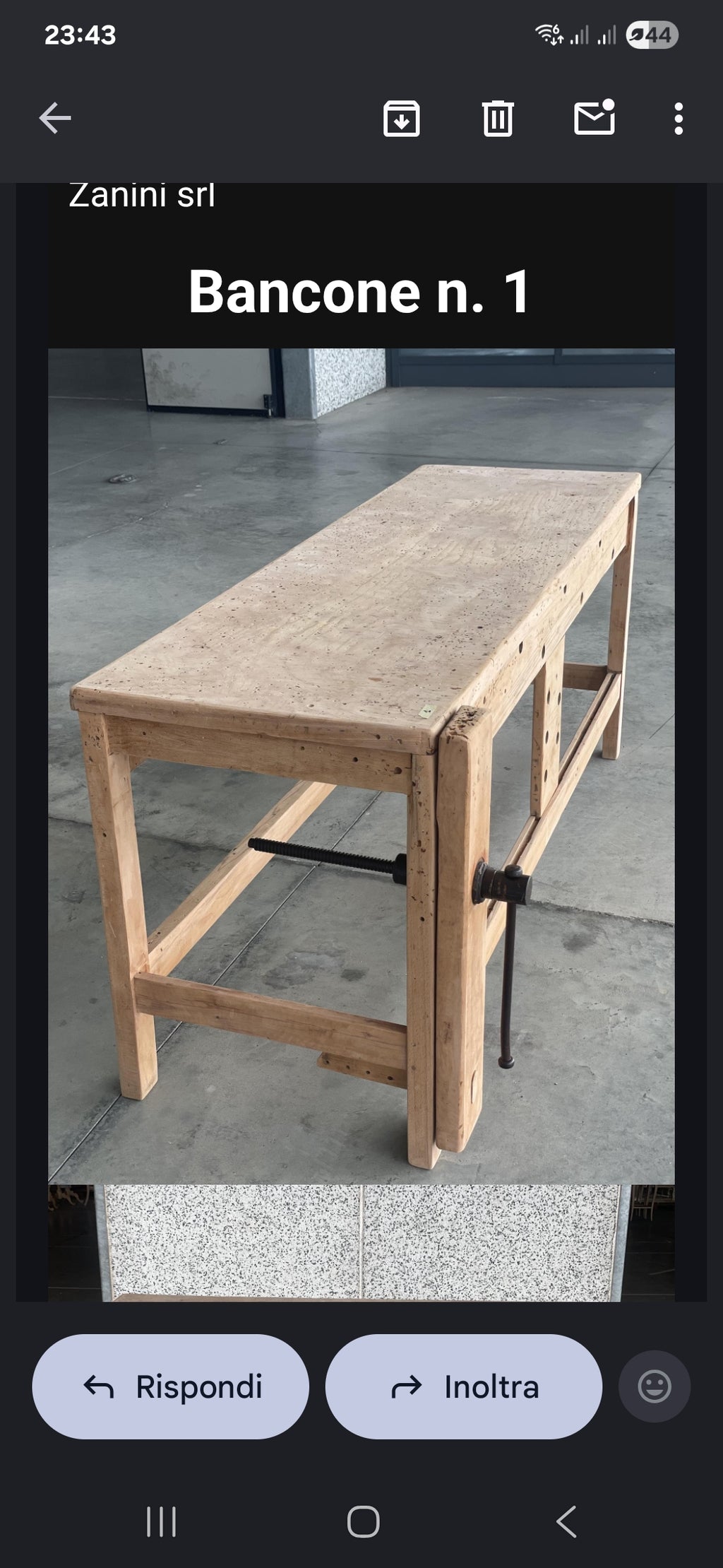 Bancone da falegname restaurato con 1 morsa