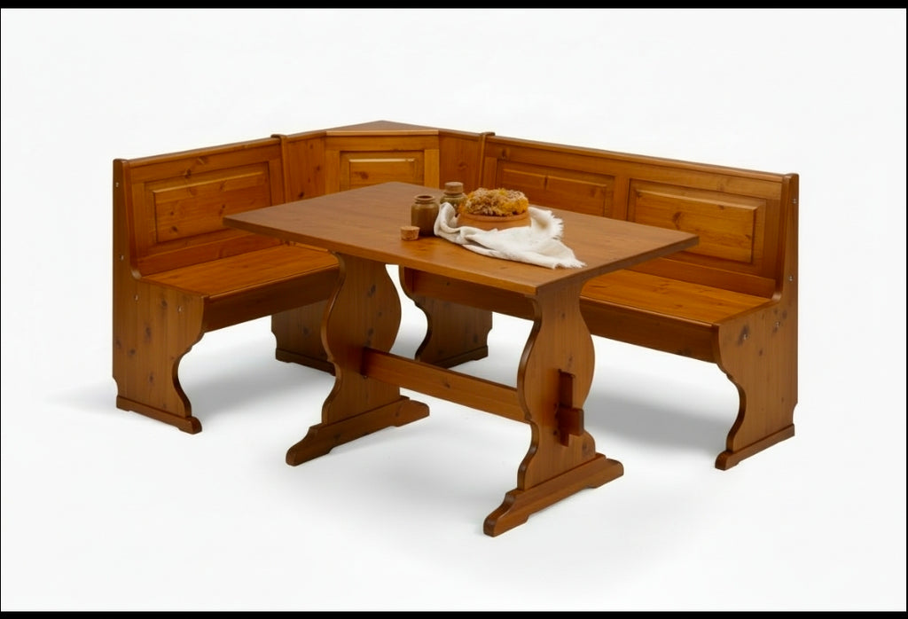 Angolo panca  misura 113x173 con cassonetto e tavolo fratino 130x80 e due sedie cuore tinta miele