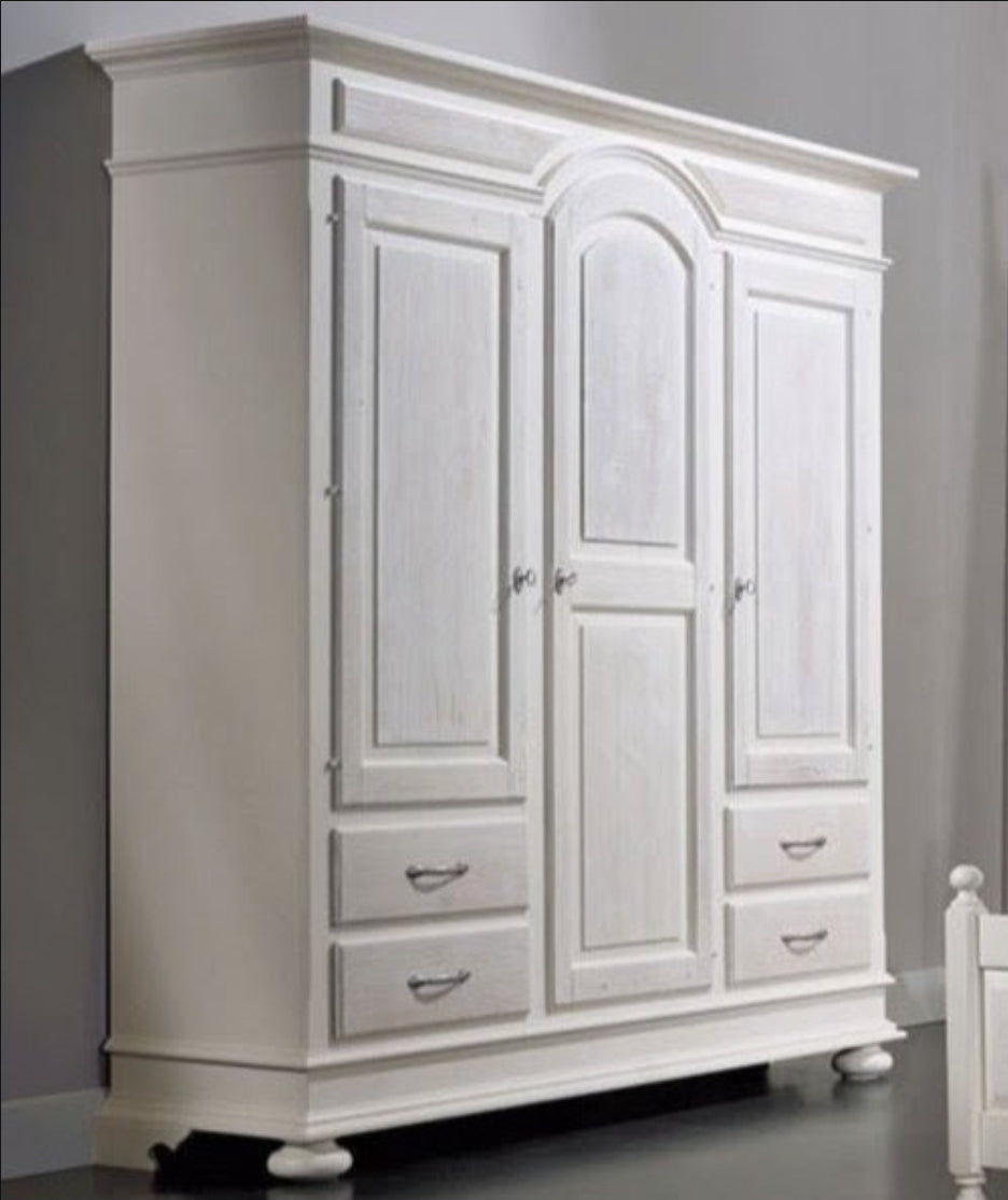 Armadio 3 Ante 4 Cassetti