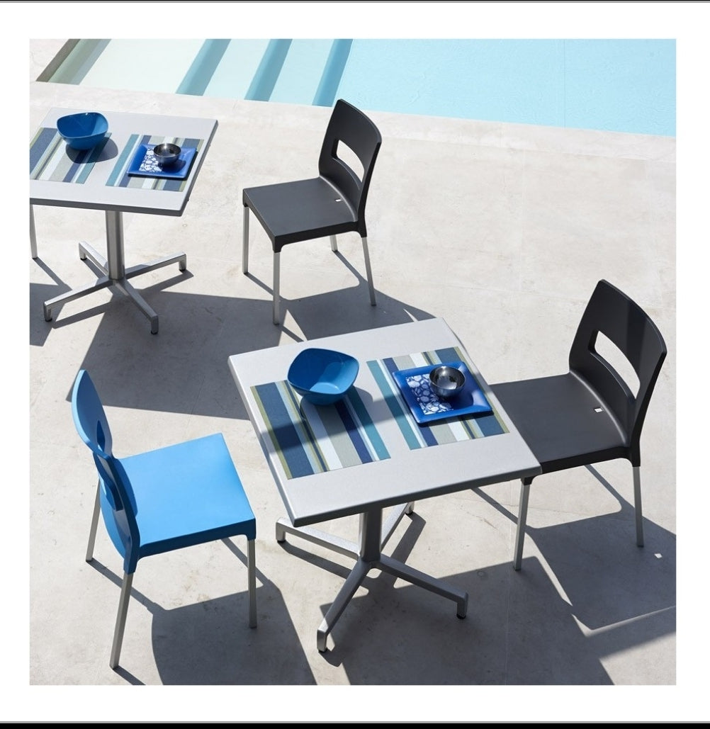 Sedia in Plastica e Alluminio per Esterno