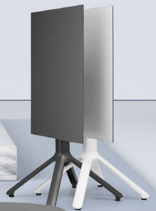 Sgabelli, tavoli e piani tavoli per pub e ristoranti e bar