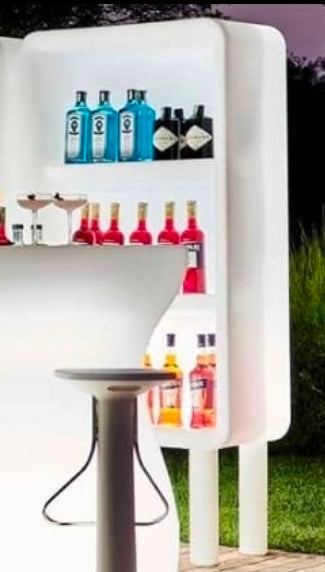 Bancone bar in polietilene luminoso Struttura in polietilene neutro