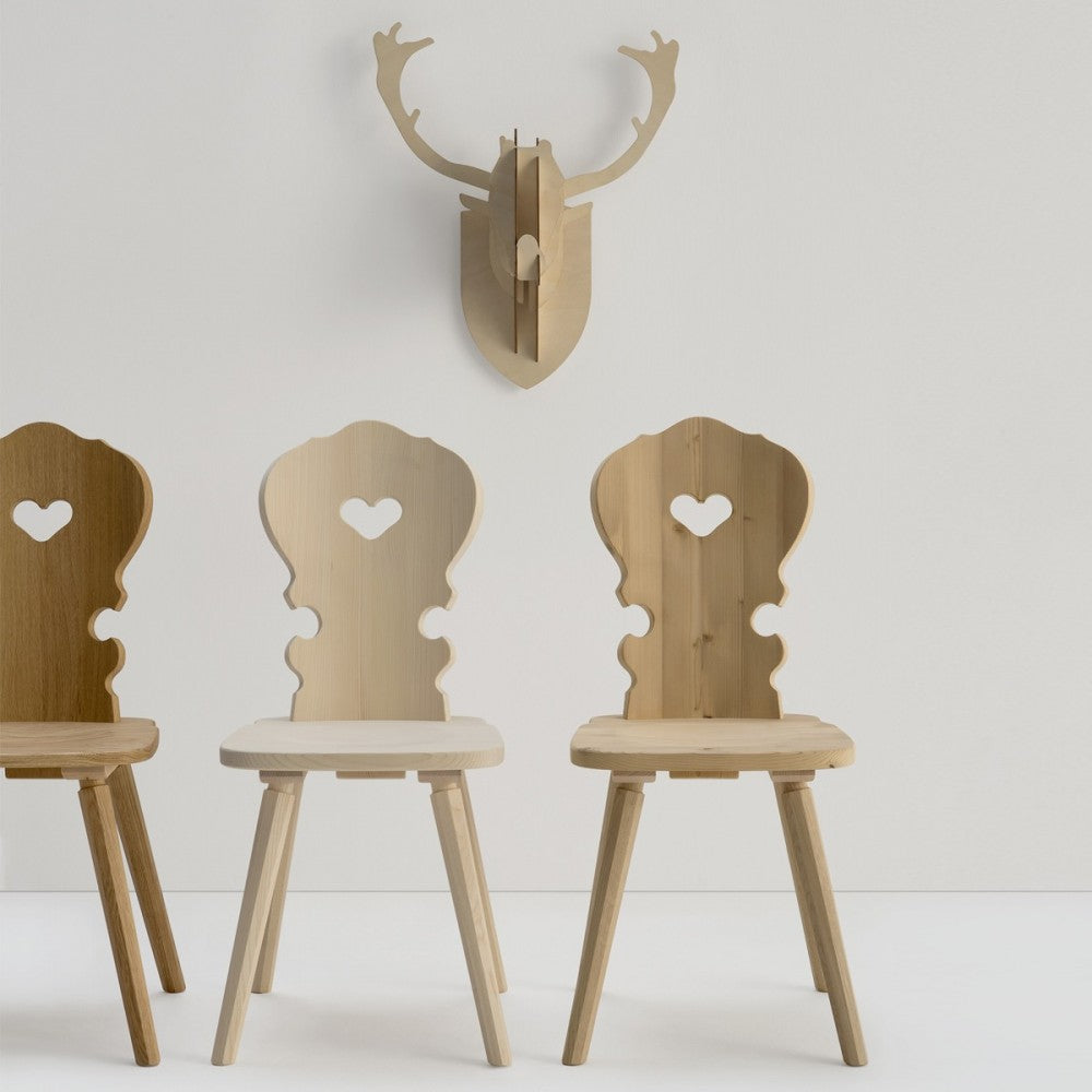 Sedia tirolese moderna con cuore - Vienna, bolzano, treviso