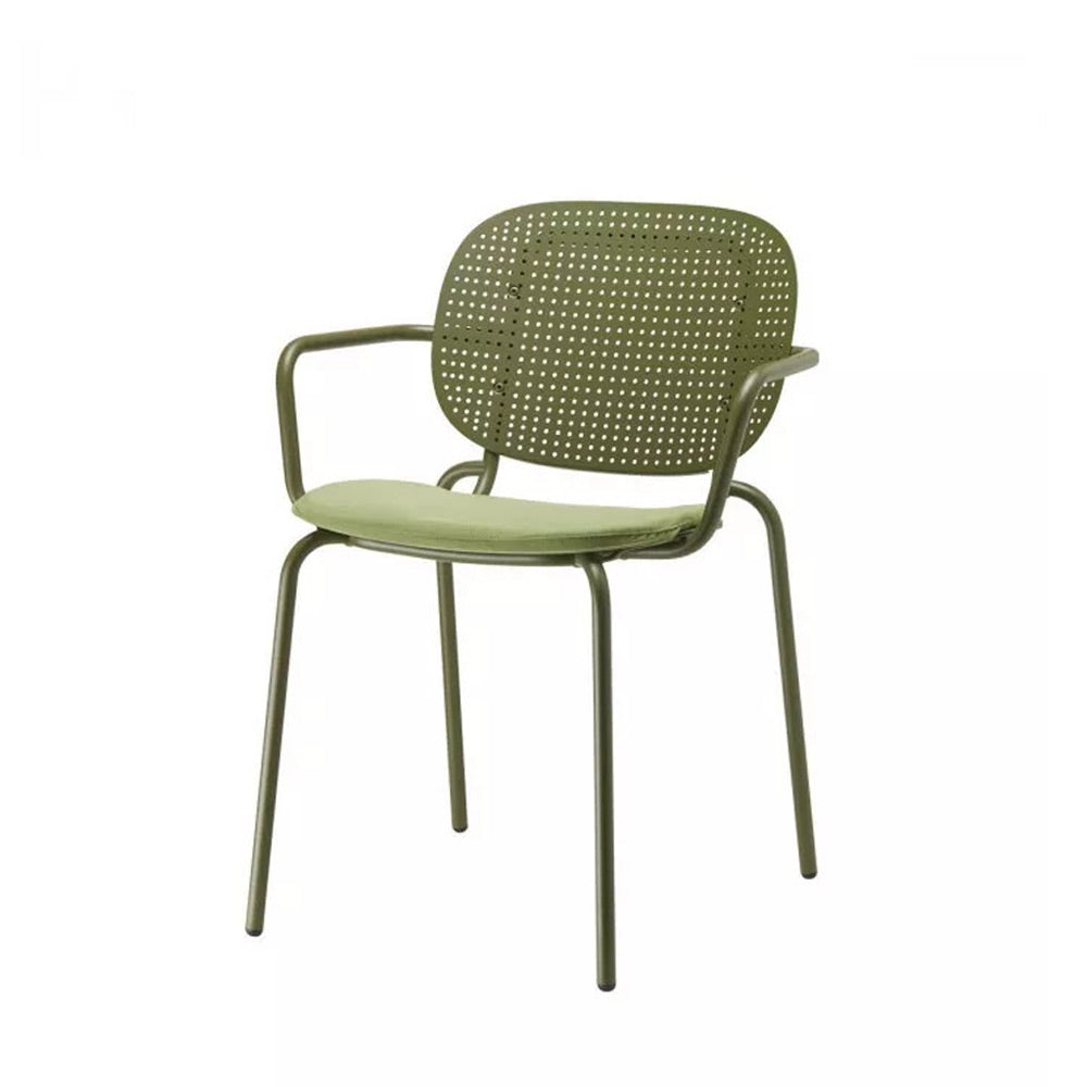 Poltroncina in acciaio si si Dots Scab Design – Offerte e Promozioni per arredo BAR, HOTEL, RISTORANTI, B&amp;B, STRUTTURE RICETTIVE.