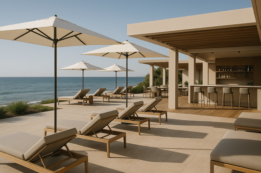Stabilimento balneare con arredi di design